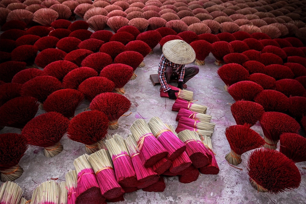 Nét đẹp lao động tại làng hương